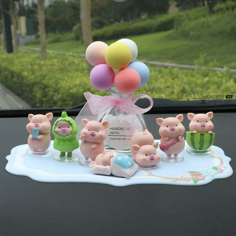 LR Decor Bazaar Pig Figurines Set Car Dashboard Decoration